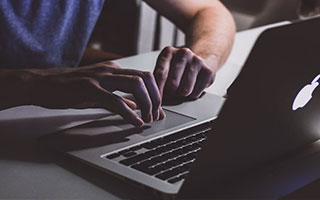 史上最佳二人——皮克揭秘梅西与C罗的最大区别